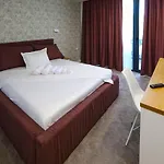 Graffit Luxury 奥格尼亚诺沃