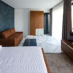 Graffit Luxury 招待所 奥格尼亚诺沃