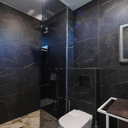 בית הארחה Graffit Luxury *